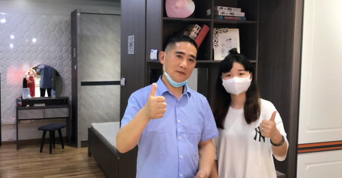 成都国际家具展第一天，霞菲尔展厅好“热”！